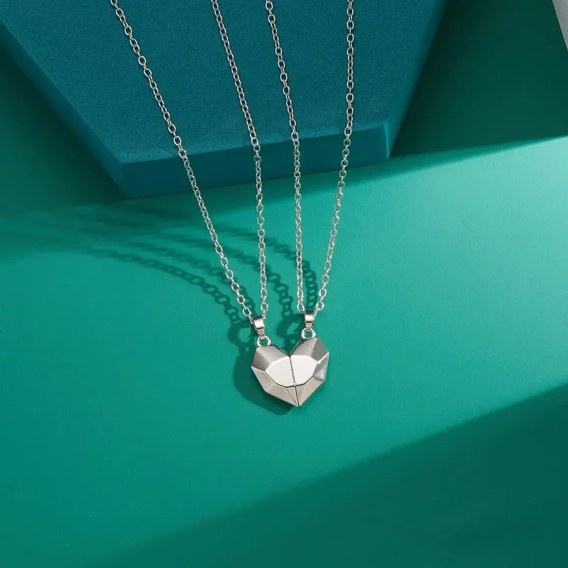 2Pcs Magnetic Heart Couple Necklace For Women Valentine's Day Sweater Chain For Best Friend Lovers Wedding Party Gift Jewelry
