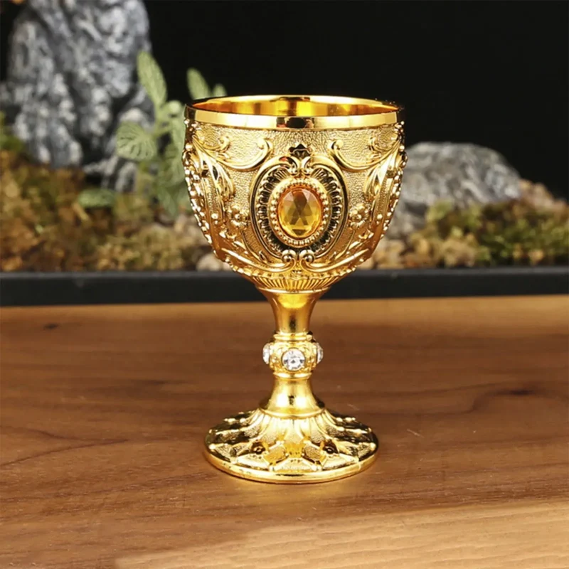 Delicate Drink Cup Retro Metal Diamond-encrusted Wine Glass European Style Whiskey Glass Anti-break Chalice Gift