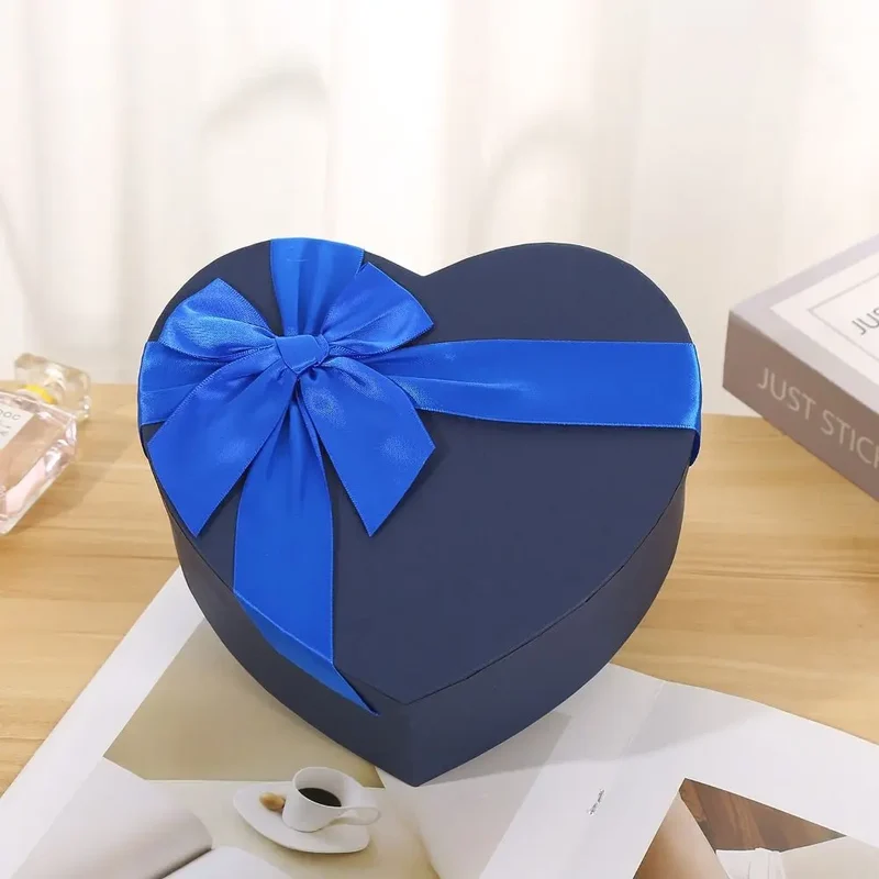 New Heart-shaped Gift Box Red Bowknot Present Boxes with Cover Gift Storage Container Valentine's Day