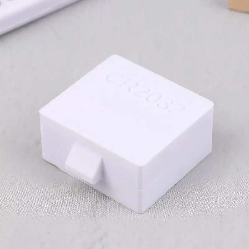 Wholesale 20-Hole CR2032 Battery Box Coin Cell Battery Storage Case Small Battery Organizer Portable Batteries Protective Holder