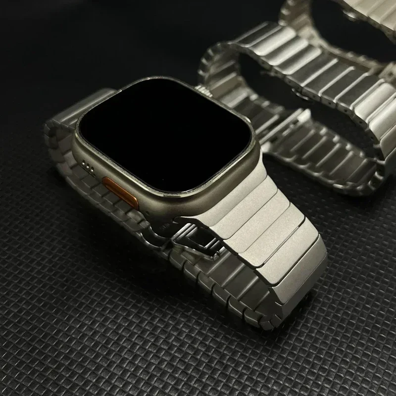 Titanium color band For Apple Watch Band Ultra 2 49mm 9 8 7 5 4 se 6 for iwatch 45mm 41 42 44mm 38 40mm stainless steel bracelet